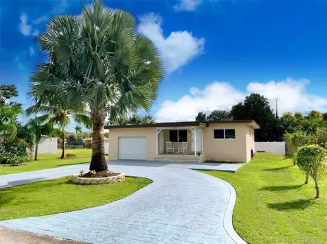 6951 SW 57th Street Davie FL 33314