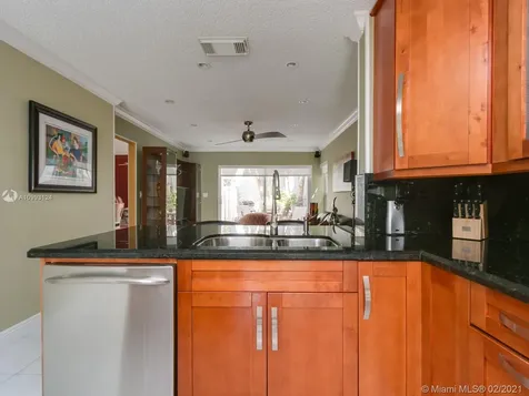 1125 Lemonwood Street Hollywood FL 33019
