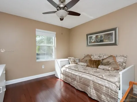 1125 Lemonwood Street Hollywood FL 33019