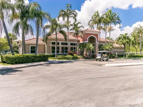 1125 Lemonwood Street Hollywood FL 33019