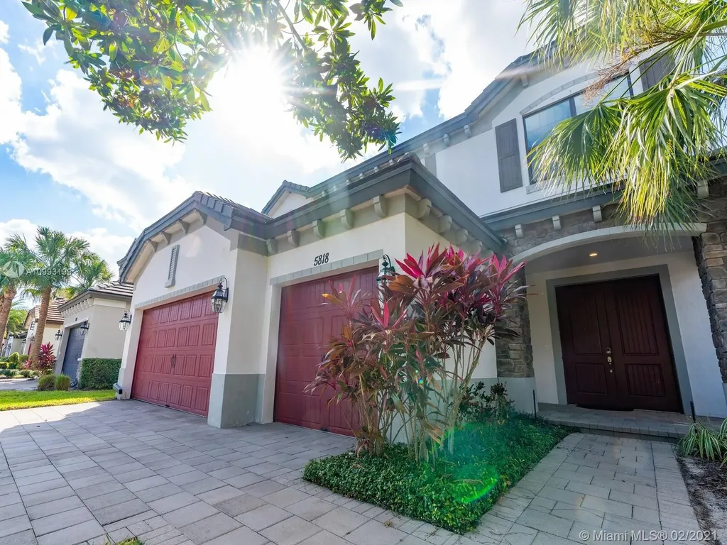 5818 Sandbirch Way Lake Worth FL 33463