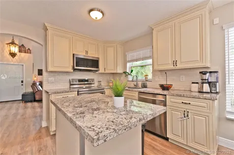 6010 NW 42nd Avenue Coconut Creek FL 33073