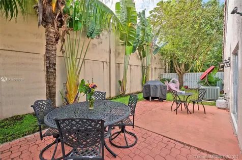 6010 NW 42nd Avenue Coconut Creek FL 33073