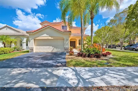 4034 Palm Place Weston FL 33331