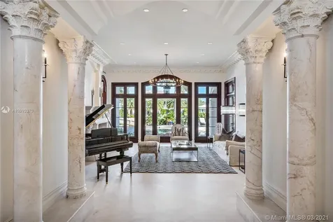2571 Del Lago Drive Fort Lauderdale FL 33316