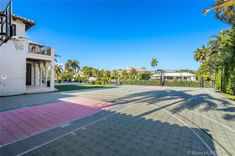 2571 Del Lago Drive Fort Lauderdale FL 33316