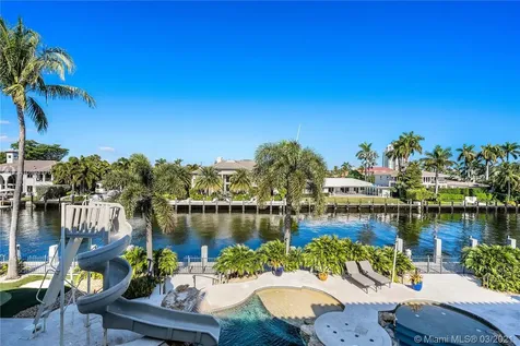 2571 Del Lago Drive Fort Lauderdale FL 33316
