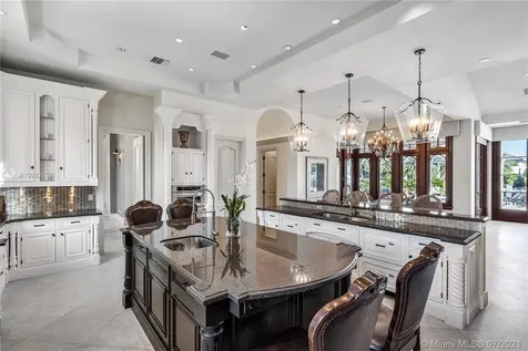 2571 Del Lago Drive Fort Lauderdale FL 33316
