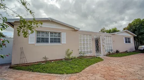 501 NW 76th Terrace Pembroke Pines FL 33024