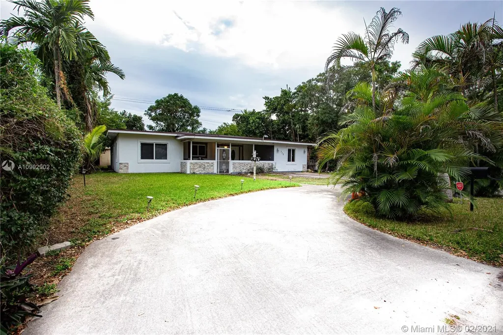 320 NW 127th Street North Miami FL 33168