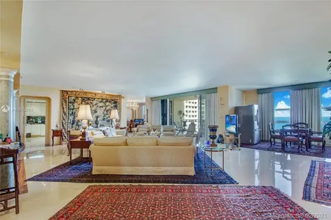 445 Grand Bay Drive Key Biscayne FL 33149