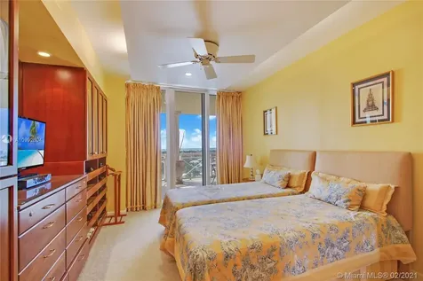 445 Grand Bay Drive Key Biscayne FL 33149