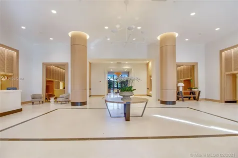 445 Grand Bay Drive Key Biscayne FL 33149