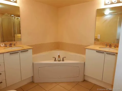 16699 Collins Avenue Sunny Isles Beach FL 33160