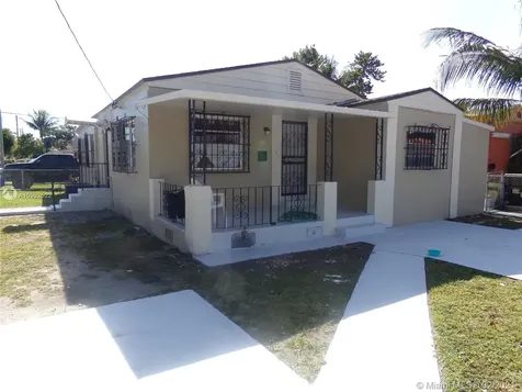 1800 NW 5th Street Miami FL 33125
