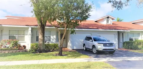 6714 N Pine Island Road Tamarac FL 33321