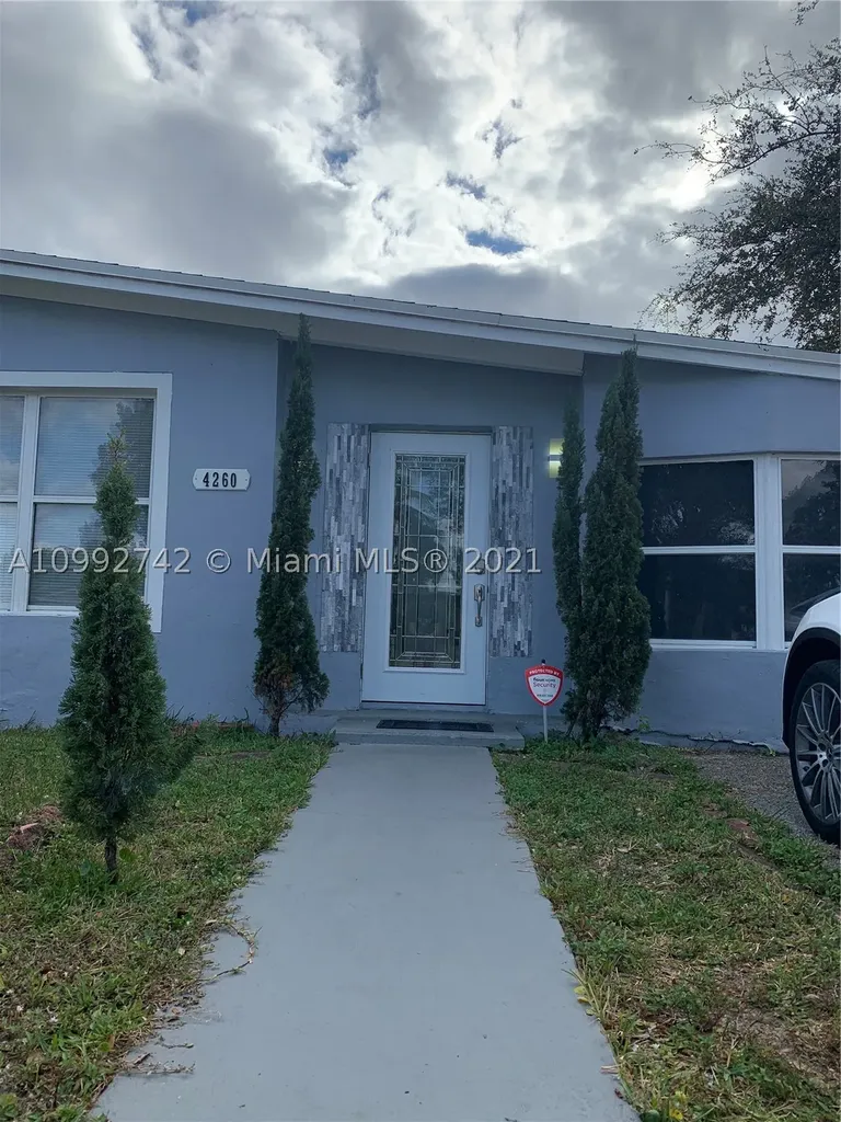 4260 SW 36th Street West Park FL 33023