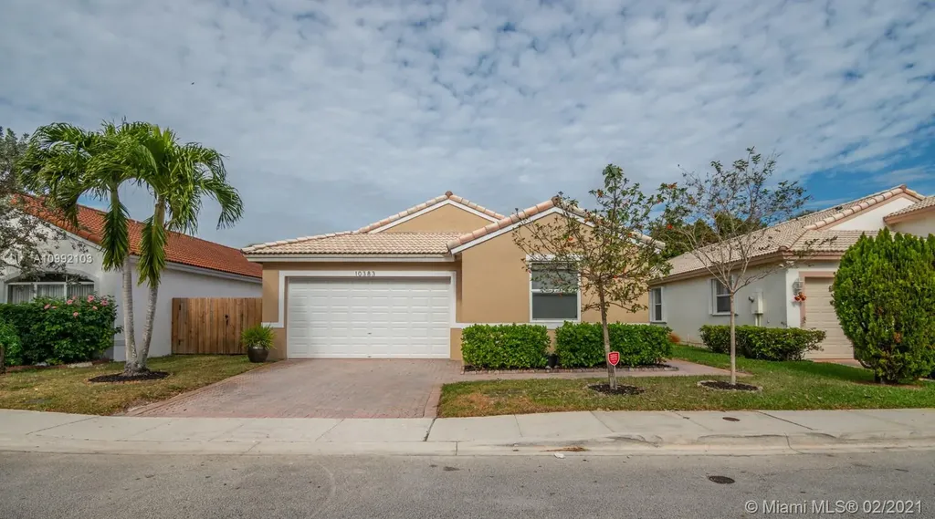 10383 SW 16th Street Pembroke Pines FL 33025