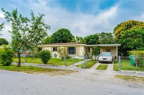 2800 NW 179th Street Miami Gardens FL 33056