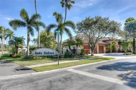 1011 SW 156th Avenue Pembroke Pines FL 33027