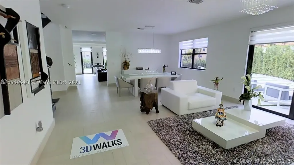 9910 NW 88th Terrace Doral FL 33178