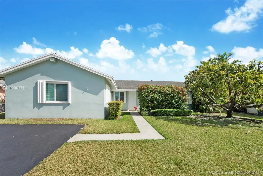 4515 SW 140th Court Miami FL 33175