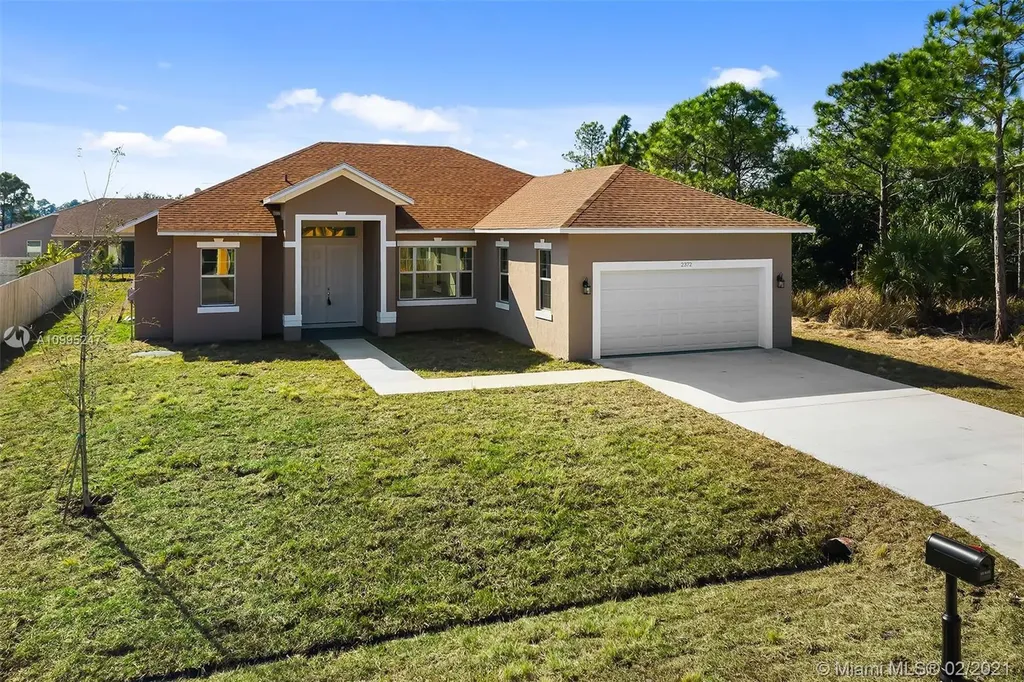 2372 SW Halissee Street Port St. Lucie FL 34953