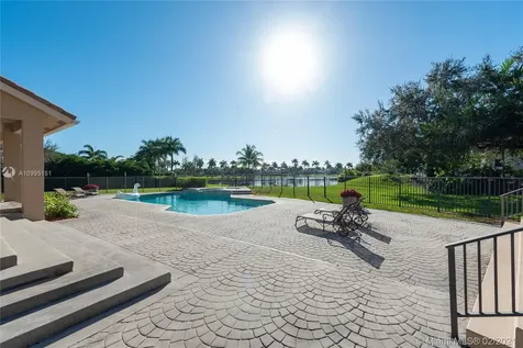 3190 Willow Lane Weston FL 33331