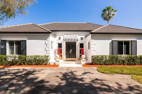 11251 SW 72nd Court Pinecrest FL 33156