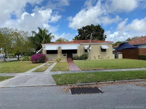 6487 SW 14th Street West Miami FL 33144