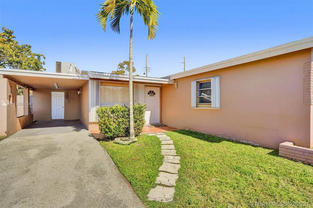 6511 Sherman Street Hollywood FL 33024
