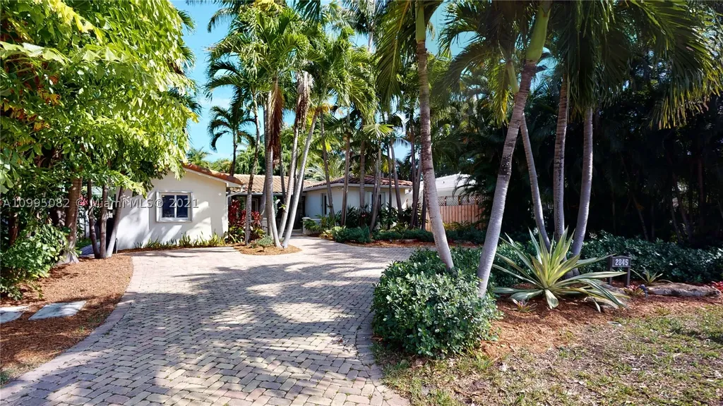 2845 Prairie Avenue Miami Beach FL 33140