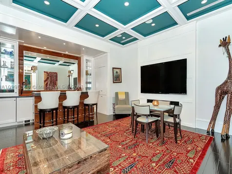 4720 SW 76th Terrace Miami FL 33143