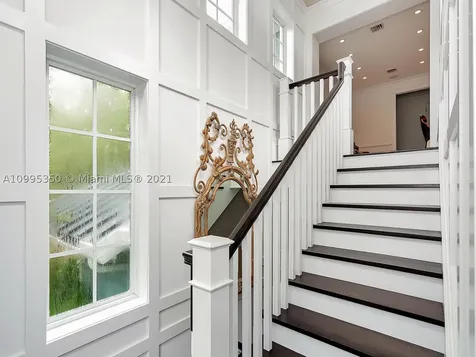 4720 SW 76th Terrace Miami FL 33143