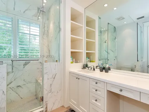 4720 SW 76th Terrace Miami FL 33143