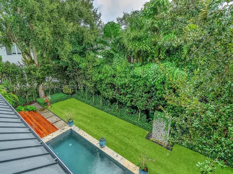 4720 SW 76th Terrace Miami FL 33143