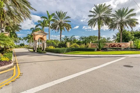 7534 SW 188th Terrace Cutler Bay FL 33157