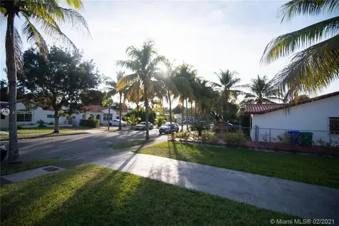 1719 SW 15th Street Miami FL 33145