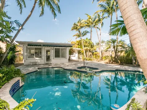 1390 Biarritz Drive Miami Beach FL 33141