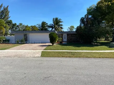 8000 NW 66th Terrace Tamarac FL 33321