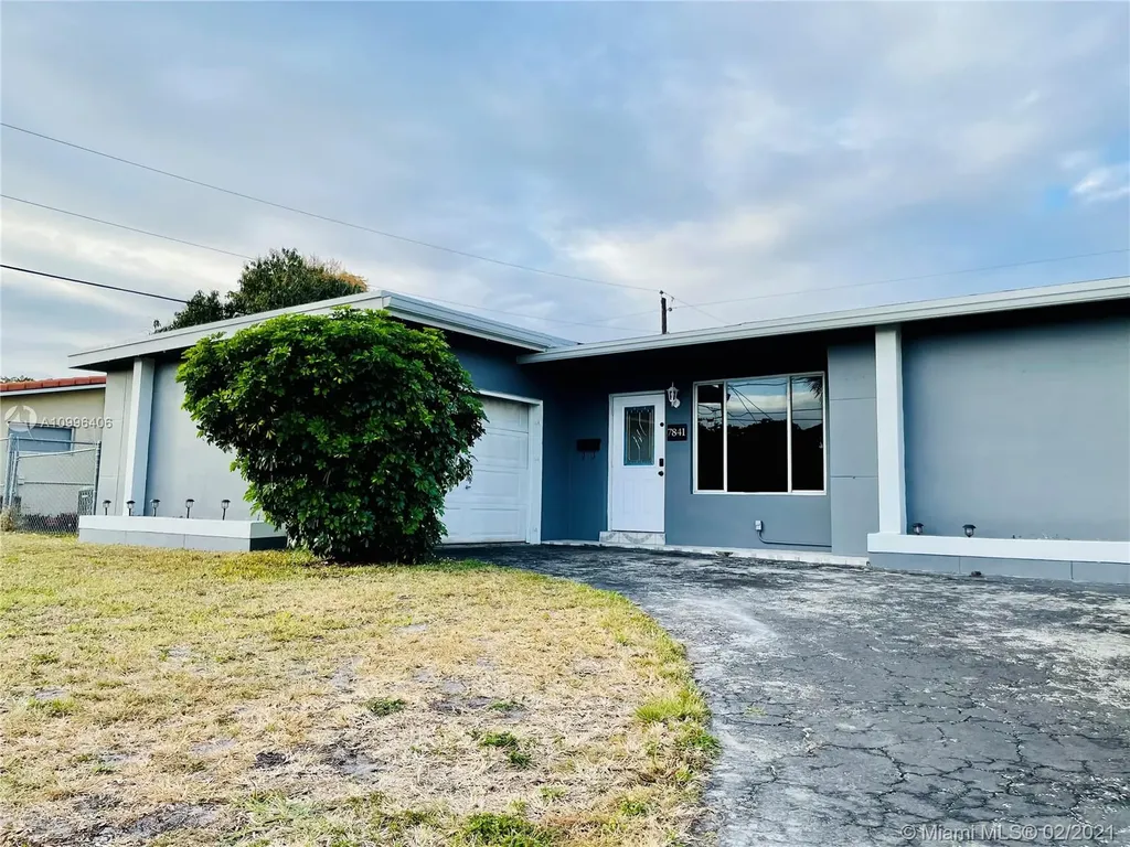 7841 NW 21st Court Sunrise FL 33322