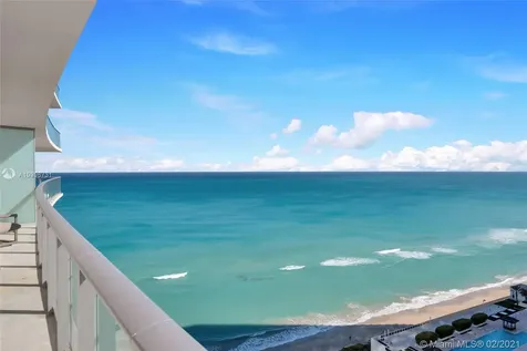 4111 S Ocean Drive Hollywood FL 33019