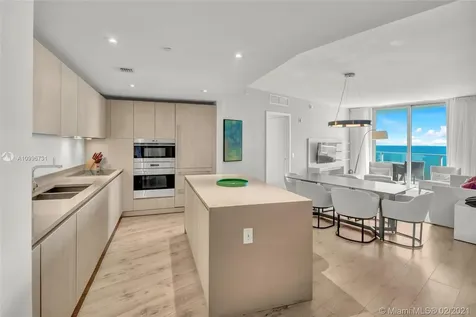 4111 S Ocean Drive Hollywood FL 33019