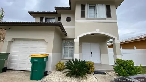1107 SE 12th Terrace Homestead FL 33035
