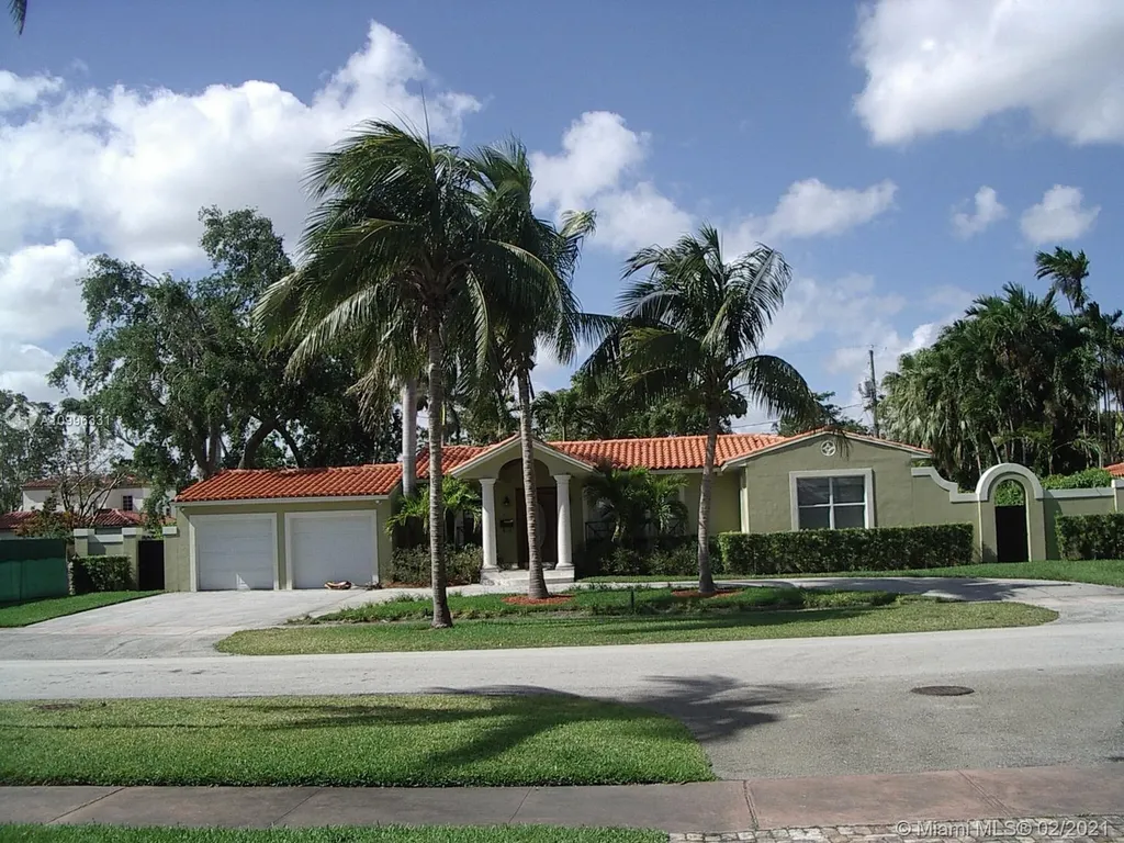421 Luenga Avenue Coral Gables FL 33146