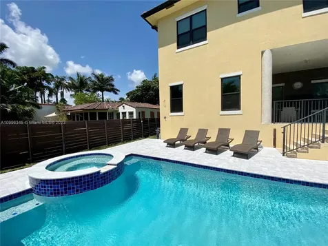 Hollywood FL 33019