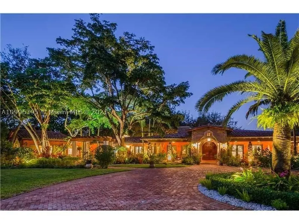 9395 SW 106th Street Miami FL 33176