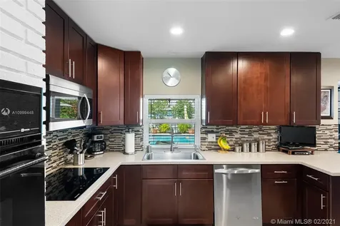 800 N 46th Avenue Hollywood FL 33021