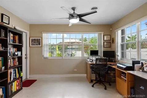 800 N 46th Avenue Hollywood FL 33021