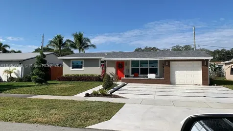 2100 N 32nd Court Hollywood FL 33021